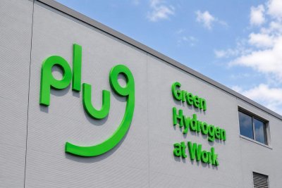 Plug Power's Cash Crunch and Heavy Short Interest Dominate as Denmark Project Fails to Inspire