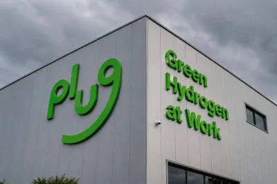 Plug Power Shares Dip Premarket Amid Cash Concerns as Turnaround Takes Shape