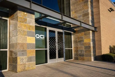 Quantum Computing Inc. Surges 9.6% as Cash Dominates Valuation