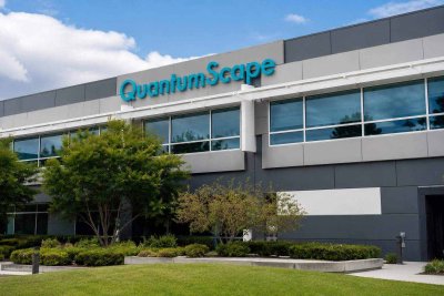 QuantumScape Stock Rises on QSE-5 Production Start, Losses Persist