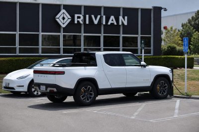 Rivian Stock Edges Higher as R2 SUV Nears Production Milestone