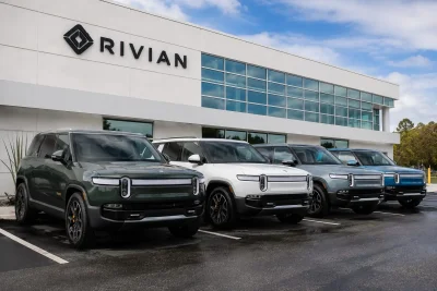 Rivian Stock Gains 2.7% on AT&T 5G Deal for R2 SUV Ahead of June 9 Orders