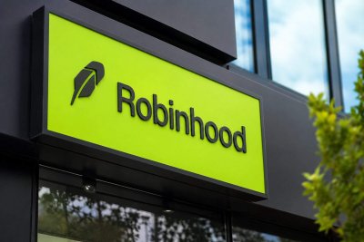 Robinhood Shares Surge on Strong June Trading Volumes