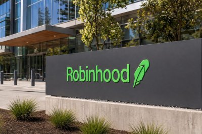 Robinhood Surges 13.7% as Bitcoin Rally Adds $11.7B Market Value