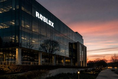 Roblox Stock Tumbles 21% as User Spending Slows