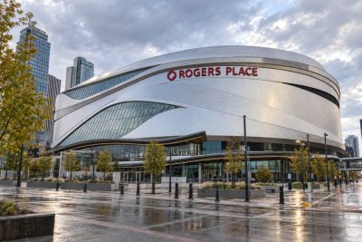 Rogers Extends Oilers Arena Deal to 2036 Without Disclosing Terms