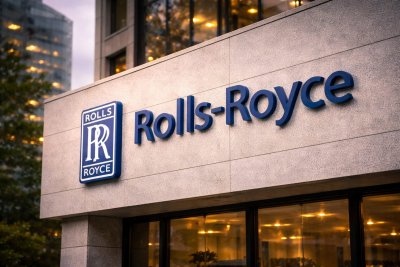 Rolls-Royce Shares Edge Lower Ahead of Key Earnings Report