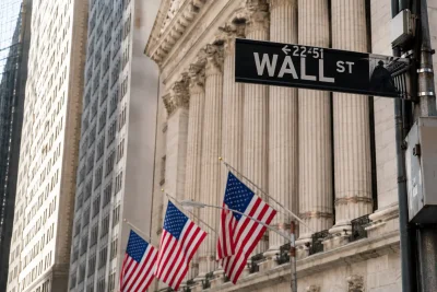 S&P 500 and Nasdaq Close at Record Peaks on AI Surge and Strong Jobs Data