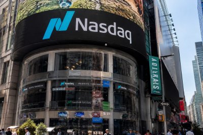S&P 500 and Nasdaq Hit Records Ahead of CPI Data, AI Chip Stocks Surge