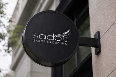 Sadot Group Stock Plunges 31% as Thin Trading Amplifies Debt-Equity Deals