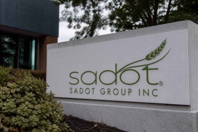 Sadot Group Stock Surges 99% After Nasdaq Compliance Resolution, but Financial Woes Persist