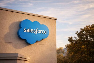 Salesforce and Google Cloud Deepen AI Alliance Amidst CRM Stock Decline