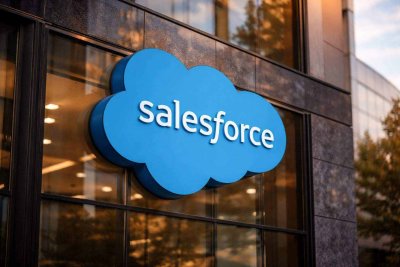 Salesforce Buyback Outshines Institutional Moves, Shares Rise