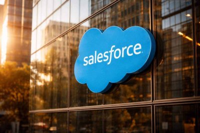 Salesforce Unveils AI Healthcare Agents, Stock Gains Amid Sector Competition