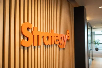 Saylor's Bitcoin Hint Sets Up Strategy Inc for Pivotal Monday