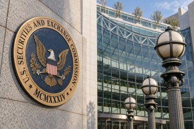 SEC's Five-Year Tokenized Stock Path Boosts Coinbase, Circle