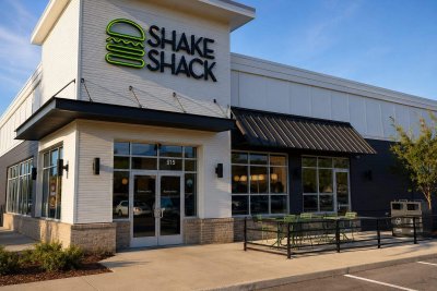 Shake Shack Surges on Starboard Stake, Market Value Jumps $229M