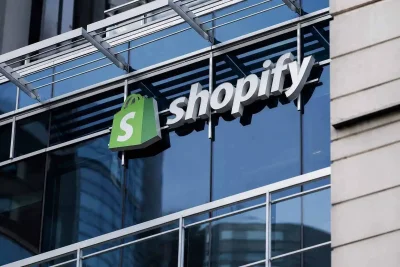 Shopify Stock Jumps 11.5% as Payments Shift Bolsters AI Defensibility