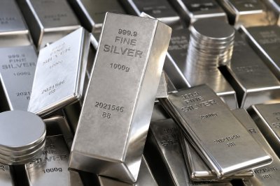 Silver Rally Nears $80, Awaits CPI Data for Direction