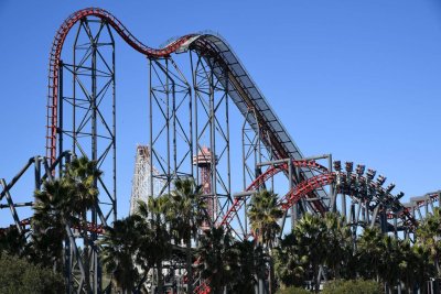 Six Flags Faces Legal Storm as X2 Injury Claims Mount