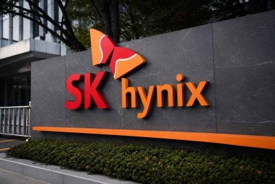 SK hynix Faces Record Earnings Test After $140B Market Cap Wipeout