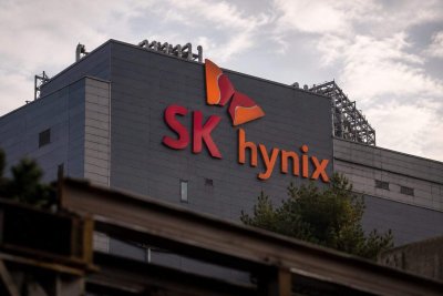 SK hynix's $38B Fab Plan Coincides With $53T Market Cap Loss
