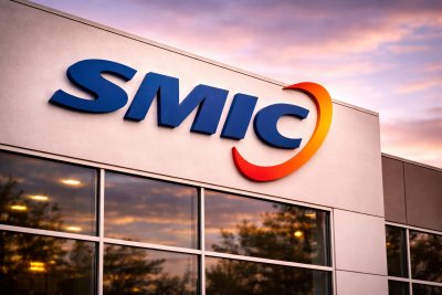 SMIC Shares Surge 4% in Hong Kong Ahead of Quarterly Results