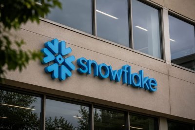 Snowflake Soars 9.65% in Heavy Russell Rebalance Volume