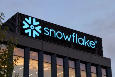 Snowflake Stock Surges on AI Optimism Ahead of Q1 Earnings