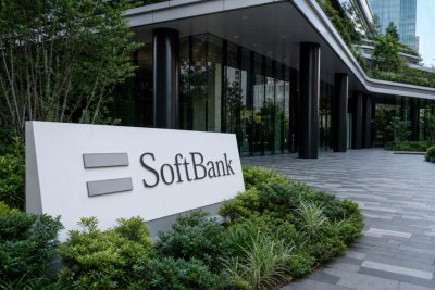SoftBank Surges 21% in Two Sessions as ¥1 Trillion Bond Sale Draws Investors