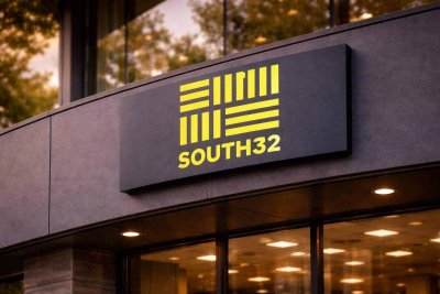 South32 Rises on BHP Momentum; Copper Retreat Caps Gains