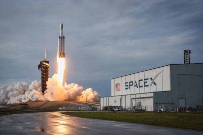 SpaceX Accelerates Nasdaq IPO to Mid-June, Targeting $1.75 Trillion Valuation
