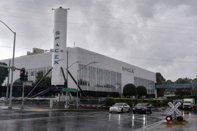 SpaceX Soars 19% on Nasdaq Debut, Musk Becomes First Trillionaire