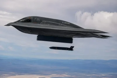 Stealth Bomber Fires Anti-Ship Missile in Pacific Test; Investor Focus on Lockheed, Northrop