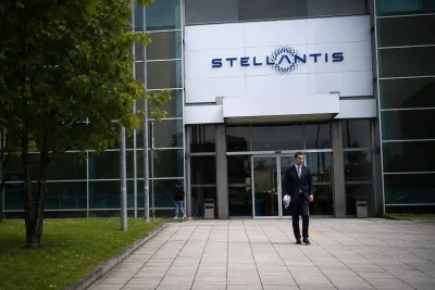 Stellantis Unveils 2030 Strategy Amid Cash Flow Concerns