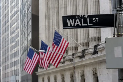 Stock Futures Rise as Investors Favor AI Profitability Over Spending