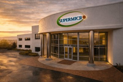 Super Micro Board Probe into China Server Diversion Tests Investor Confidence