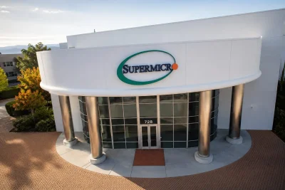 Super Micro Shares Surge 9% After $7 Billion AI Server Financing