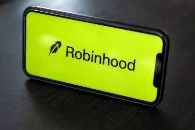 Supreme Court Seeks Trump Admin View on Robinhood IPO Lawsuit