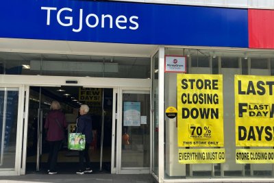 Swindon WHSmith Closure Highlights Post-Sale Split for TG Jones and WH Smith