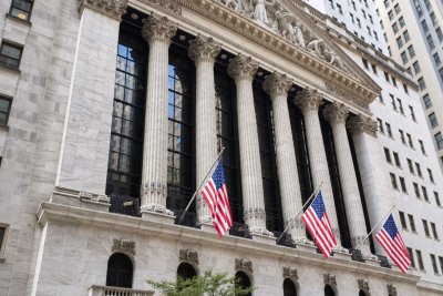 Tech Rally Lifts Nasdaq as Oil Slump Eases Rate Anxiety