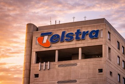 Telstra Retreats Amid ASX Sell-Off, RBA Rate Fears Loom