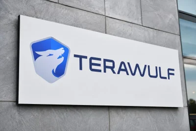 TeraWulf Slips 3.3% as AI Expansion Costs Draw Market Scrutiny