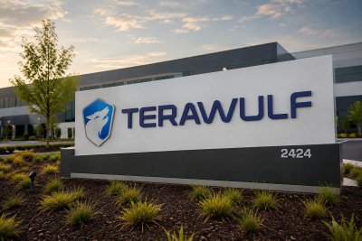 TeraWulf Slips Amid High Valuation Despite AI Infrastructure Hopes