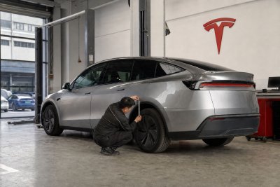 Tesla Stock Steadies as China Model Y Suspension Concerns Mount