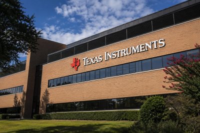 Texas Instruments Plunge Complicates Russell Rebalance for Traders