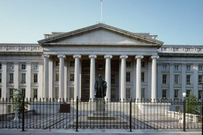 Treasury Buyback Fails to Halt Rising Long-Term Yields