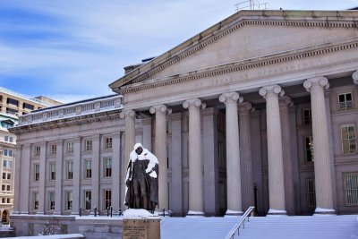 Treasury Buyback Success Questioned as 10-Year Yield Tops 5%
