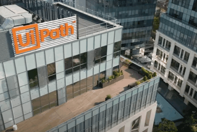 UiPath Options Signal 11% Swing as Q2 Earnings Loom