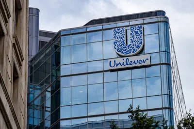 Unilever Shares Dip as Investors Eye Volume-Driven Sales Growth Ahead of Earnings
